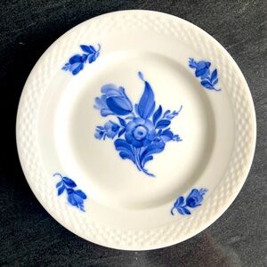 Royal Copenhagen Blue Flowers Braided Bread & Butter Plate, 6 3/8” #8092